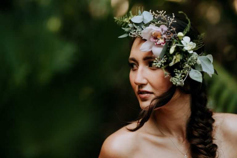Should I Wear My Hair Up or Down for My Wedding? Expert Guidance