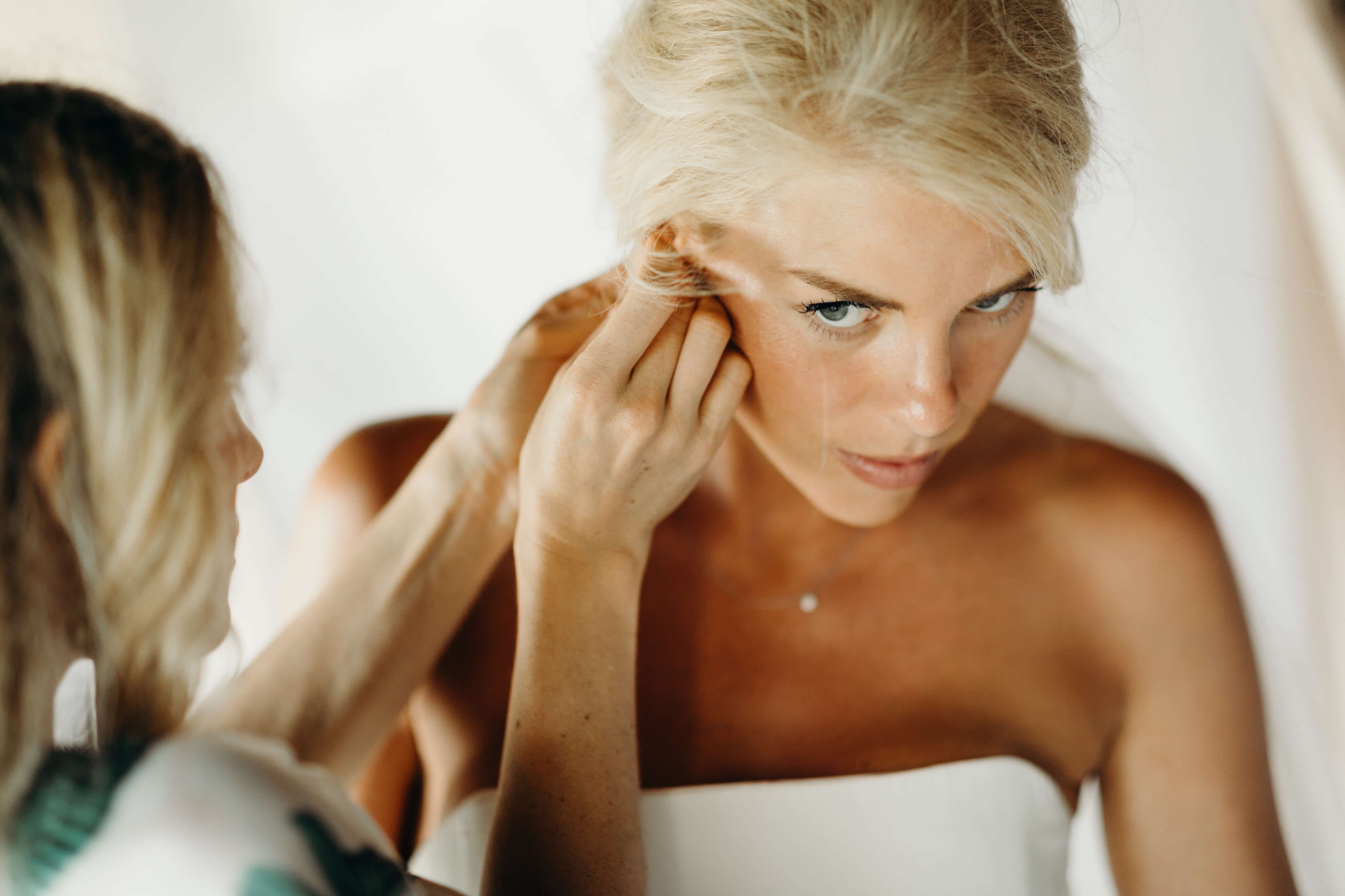 Mexico Professional Wedding Hair and Air Brush Makeup