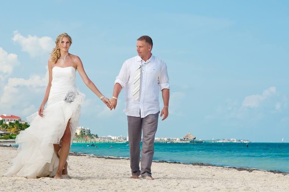 Mexico Professional Wedding Hair and Air Brush Makeup