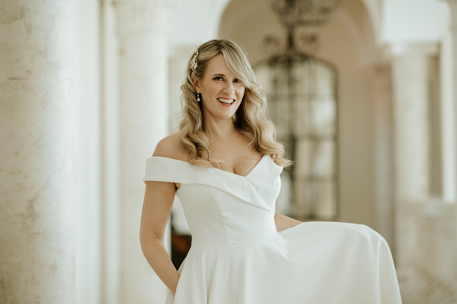 Romantic hair down bridal hairstyle at Villa La Joya Mexico by Sarah Garnier Hair & Makeup